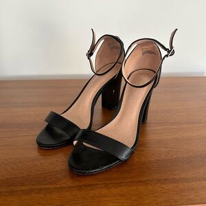 Madden Girl “Stella” black sandal heel